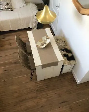 Jade's Sleep Boutique Bed & Breakfast *